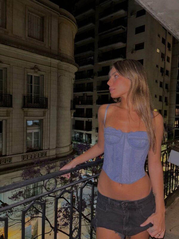 chica de imagen ibiza